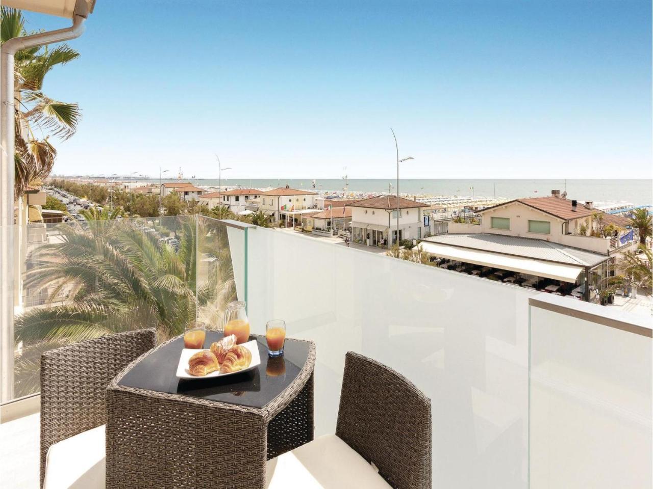 Sul Mare Apartment Lido di Camaiore Exterior photo